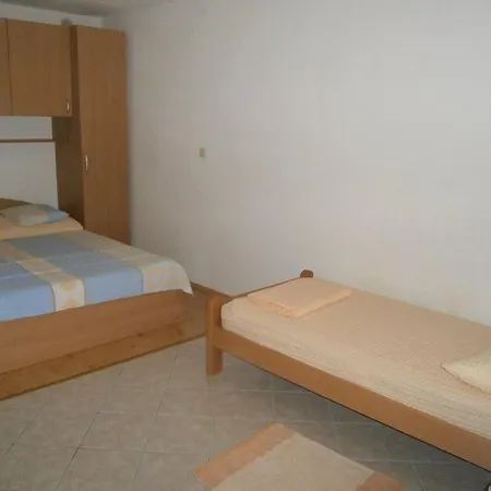 Apartments With A Parking Space Igrane, Makarska - 13535 Exterior photo