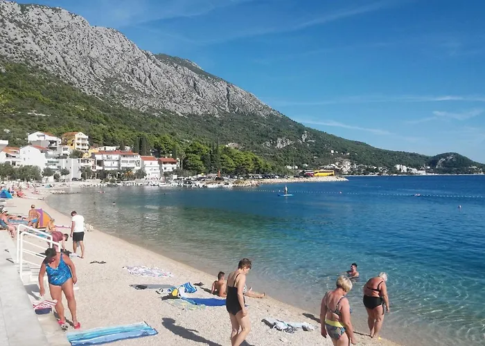 Apartments With A Parking Space Igrane, Makarska - 13535