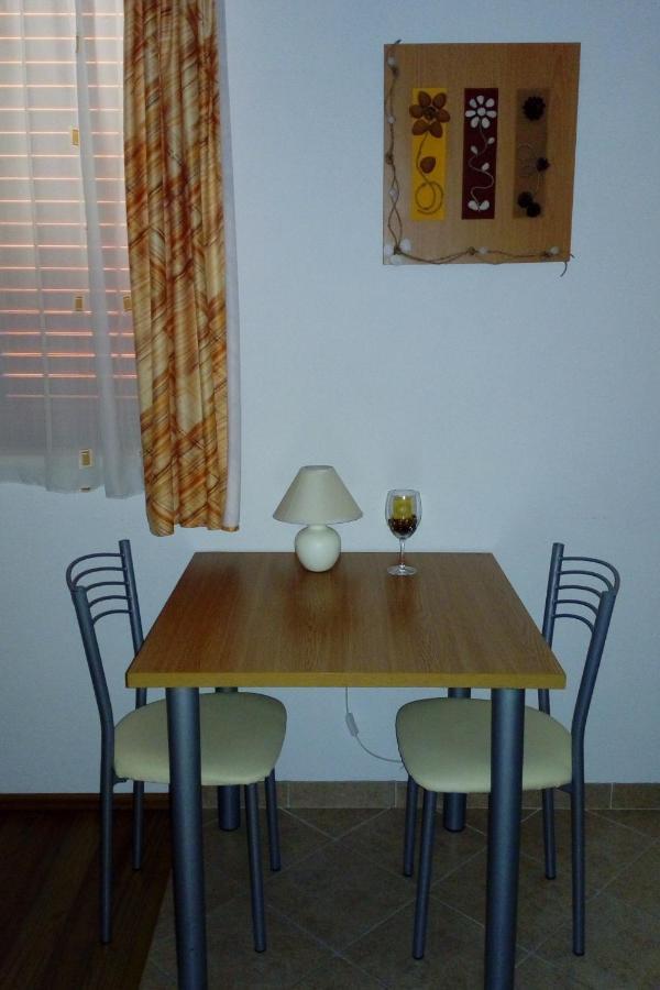 With A Parking Space Igrane, Makarska - 13535 *