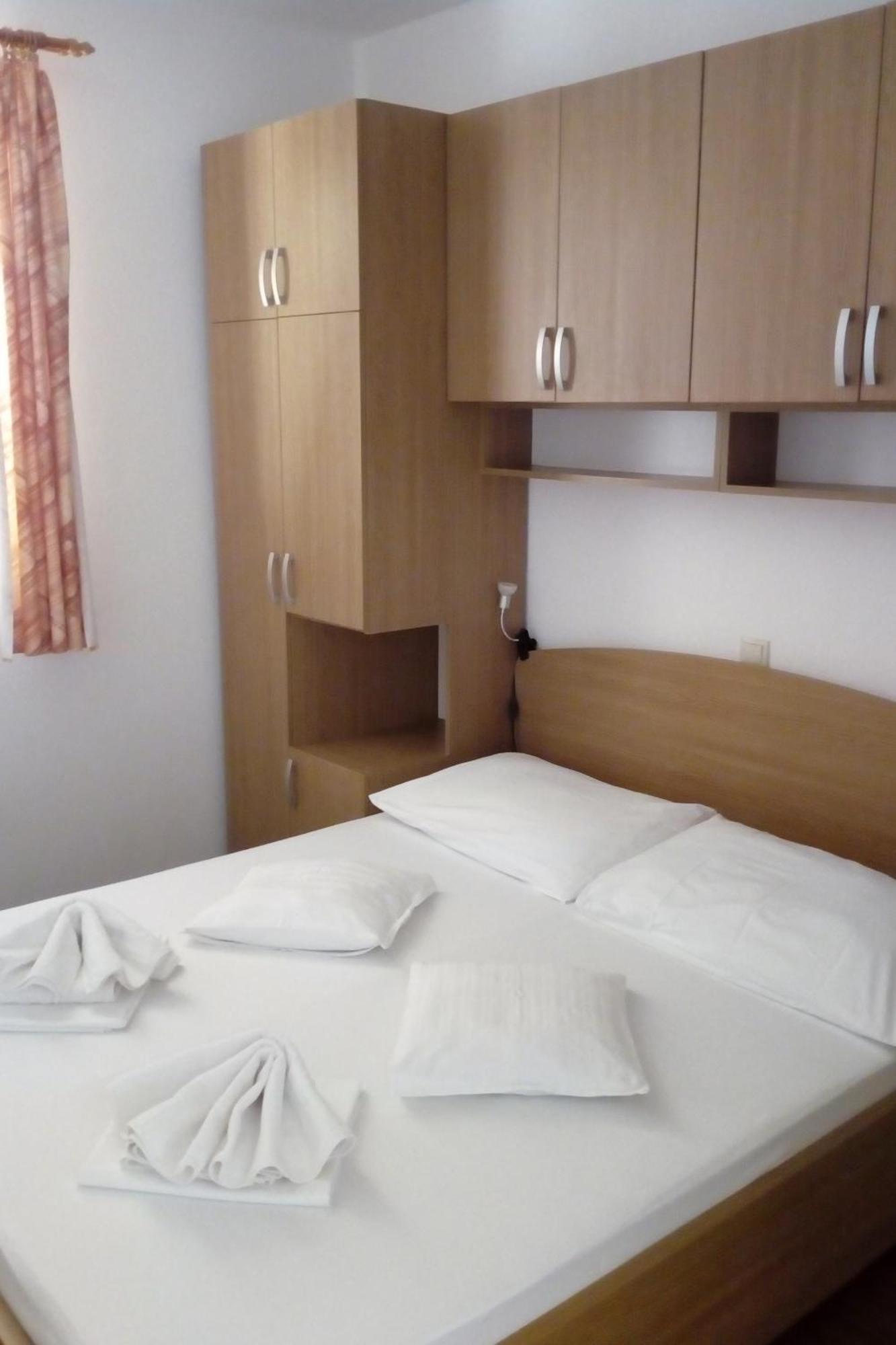 With A Parking Space Igrane, Makarska - 13535 Apartment *